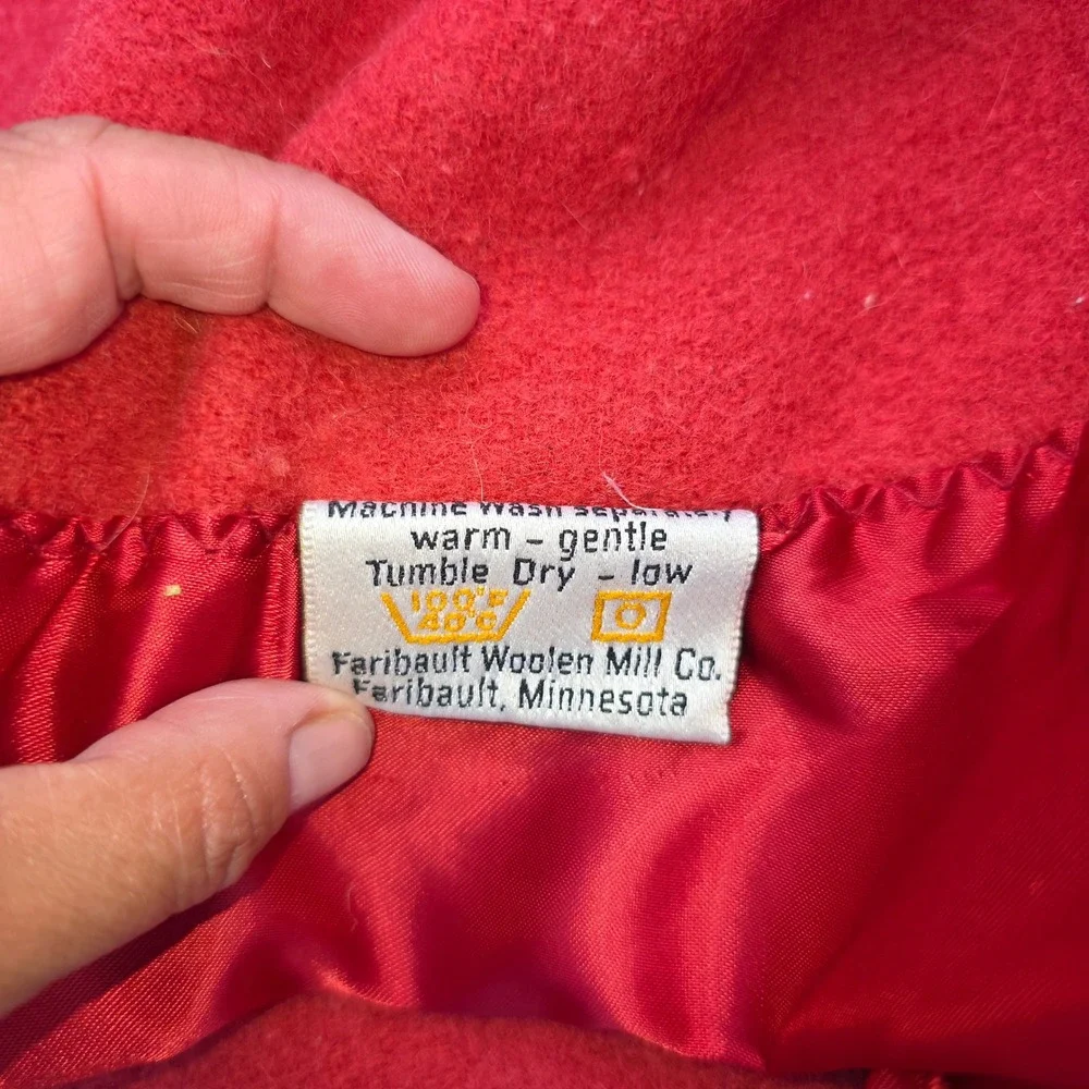 Faribo Woolen Mill Co Red Pure Wool Blanket Satin Ruffle Trim Made in USA 84x80